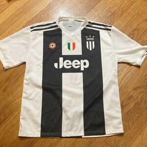 Ronaldo jeep Black and White Soccer Jersey size L